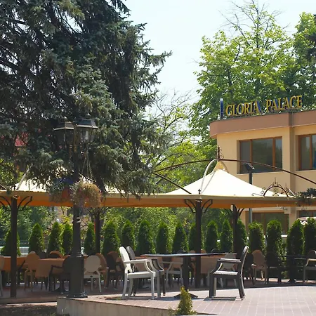 Gloria Palace Diplomat מלון